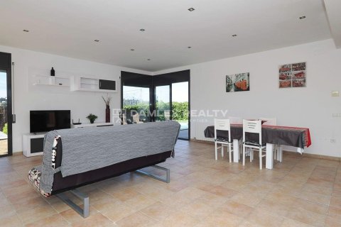 Villa à vendre à Lloret de Mar, Girona, Espagne, 3 chambres, 241 m2 No. 177238 - photo 9