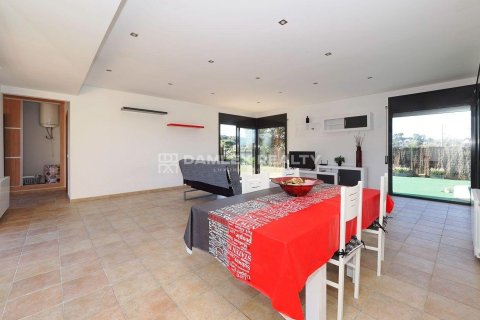 Villa à vendre à Lloret de Mar, Girona, Espagne, 3 chambres, 241 m2 No. 177238 - photo 6