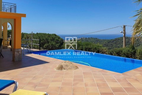 Dom w Lloret de Mar, Girona, Hiszpania 3 sypialnie, 109 mkw. nr 177240 – zdjęcie 2