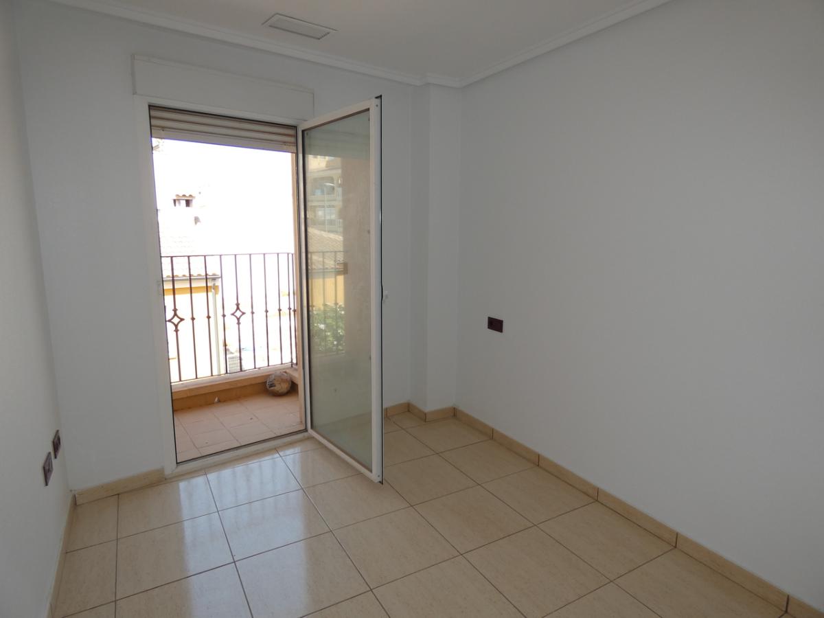 Apartamento en Algorfa, Alicante, España 2 dormitorios, 63 m2 No. 183876