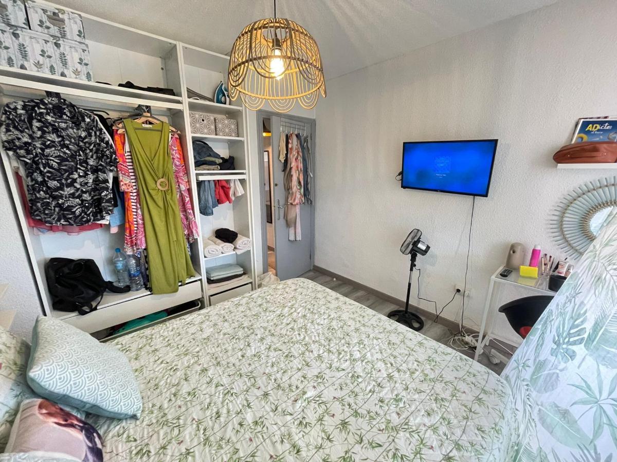 Apartment in Guardamar del Segura, Alicante, Spain 2 bedrooms, 42 sq.m. No. 183877