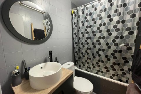 Apartment for sale in Guardamar del Segura, Alicante, Spain 2 bedrooms, 42 sq.m. No. 183877 - photo 27