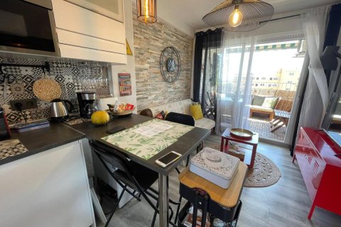 Apartment for sale in Guardamar del Segura, Alicante, Spain 2 bedrooms, 42 sq.m. No. 183877 - photo 12
