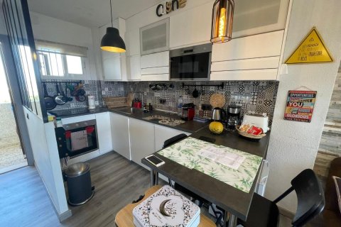 Apartment for sale in Guardamar del Segura, Alicante, Spain 2 bedrooms, 42 sq.m. No. 183877 - photo 4