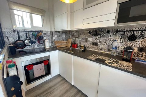 Apartment for sale in Guardamar del Segura, Alicante, Spain 2 bedrooms, 42 sq.m. No. 183877 - photo 15