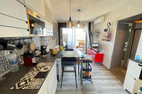 Apartment for sale in Guardamar del Segura, Alicante, Spain 2 bedrooms, 42 sq.m. No. 183877 - photo 2