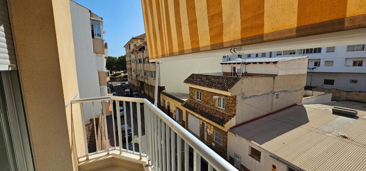 Appartamento a Guardamar del Segura, Alicante, Spagna 2 camere da letto, 58 mq. N° 183873