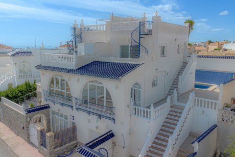 Villa till salu San Miguel de Salinas, Alicante, Spanien 3 sovrum, 150 kvm. Nr. 139275 - foto 1