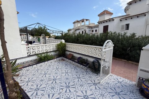 Radhus till salu San Miguel de Salinas, Alicante, Spanien 2 sovrum, 92 kvm. Nr. 139276 - foto 18