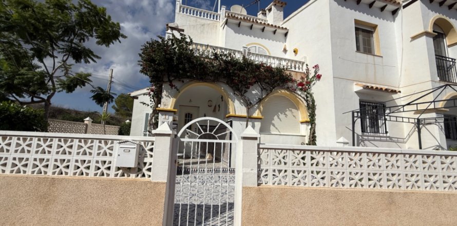 Radhus San Miguel de Salinas, Alicante, Spanien 2 sovrum, 92 kvm. Nr. 139276