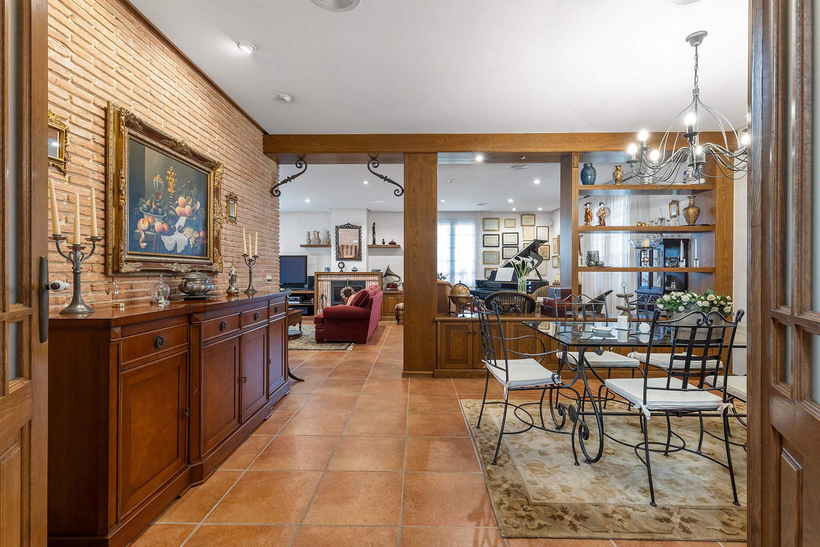 Villa en Torrevieja, Alicante, España 6 dormitorios, 728 m2 No. 139278