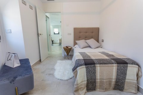 Villa for sale La Mata, Alicante, Spain 5 bedrooms, 230 sq.m. No. 117036 - photo 19