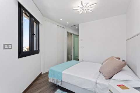 Villa for sale La Mata, Alicante, Spain 5 bedrooms, 230 sq.m. No. 117036 - photo 5
