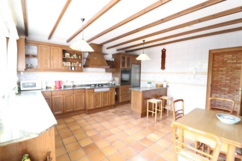 Apartment for sale Mil Palmeras, Alicante, Spain 4 bedrooms, 350 sq.m. No. 117042 - photo 6