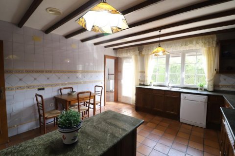 Apartment for sale Mil Palmeras, Alicante, Spain 4 bedrooms, 350 sq.m. No. 117042 - photo 8