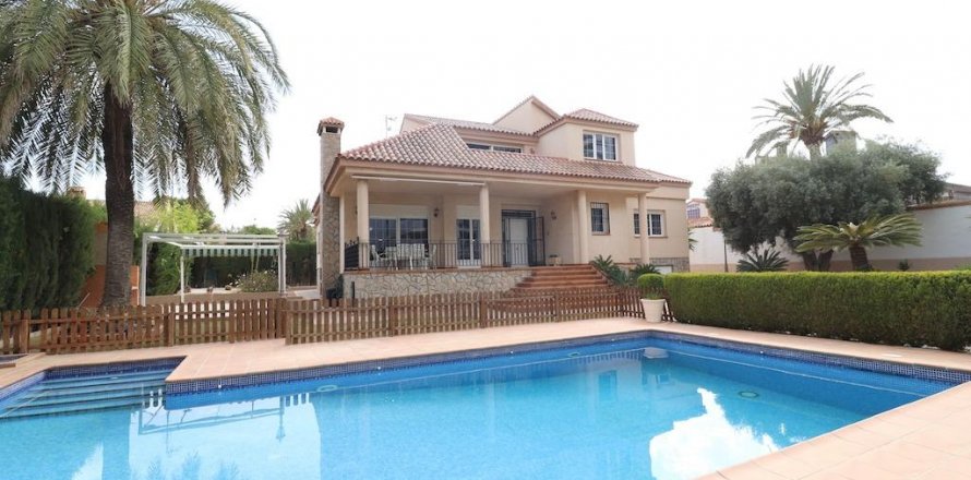 Apartment Mil Palmeras, Alicante, Spain 4 bedrooms, 350 sq.m. No. 117042