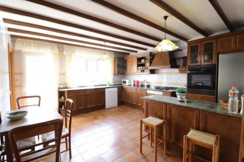 Apartment for sale Mil Palmeras, Alicante, Spain 4 bedrooms, 350 sq.m. No. 117042 - photo 9