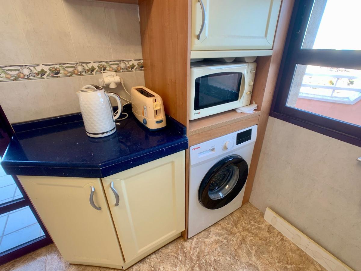 Apartamento en La Manga del Mar Menor, Murcia, España 3 dormitorios, 105 m2 No. 96016