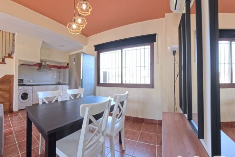 Продажа дома в Эль-Ронкильо, Севилья, Испания 1 спальня, 66м2 №184961 - фото 2