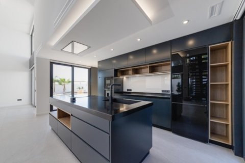 Villa for sale in Ciudad Quesada, Alicante, Spain 4 bedrooms, 220 sq.m. No. 145963 - photo 4