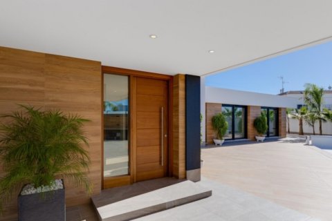 Villa for sale in Ciudad Quesada, Alicante, Spain 4 bedrooms, 220 sq.m. No. 145963 - photo 8