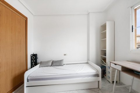 Villa à vendre à Alicante, Espagne, 4 chambres, 253 m2 No. 145965 - photo 18