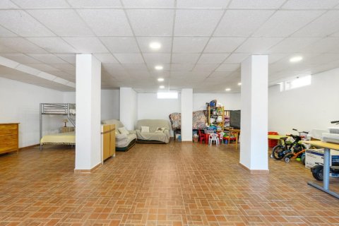 Villa à vendre à Alicante, Espagne, 4 chambres, 253 m2 No. 145965 - photo 20