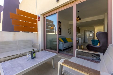 Apartamento en venta en Mil Palmeras, Alicante, España 3 dormitorios, 86 m2 No. 145257 - foto 16