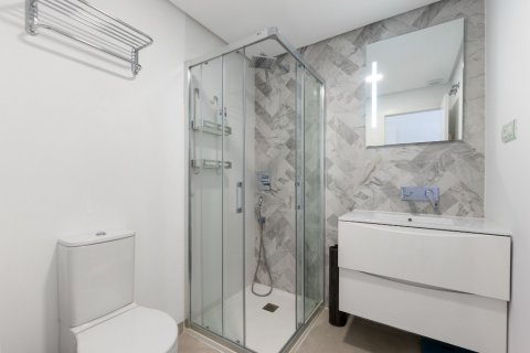 Apartamento en venta en Mil Palmeras, Alicante, España 3 dormitorios, 86 m2 No. 145257 - foto 14