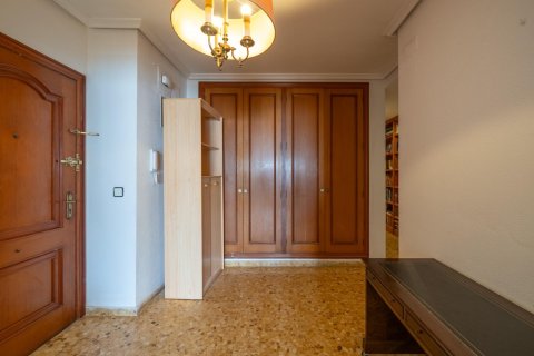 Apartment for sale in Alicante, Spain 1 bedroom, 113 sq.m. No. 165757 - photo 21