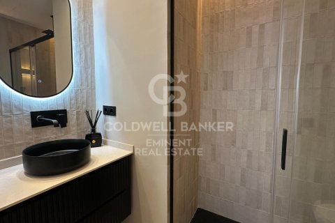 Huoneisto myytävänä Barcelona, Espanja, 2 makuuhuonetta, 80 m2 No. 158727 - kuva 23