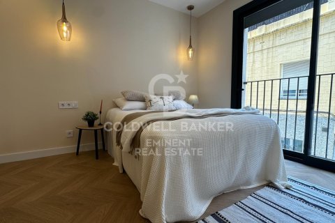 Huoneisto myytävänä Barcelona, Espanja, 2 makuuhuonetta, 80 m2 No. 158727 - kuva 19