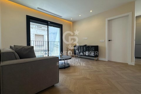 Huoneisto myytävänä Barcelona, Espanja, 2 makuuhuonetta, 80 m2 No. 158727 - kuva 2