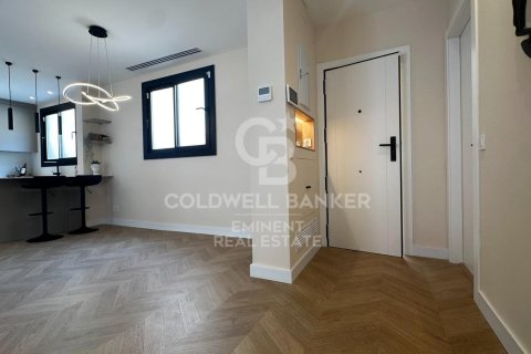 Huoneisto myytävänä Barcelona, Espanja, 2 makuuhuonetta, 80 m2 No. 158727 - kuva 17