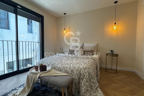 Huoneisto myytävänä Barcelona, Espanja, 2 makuuhuonetta, 80 m2 No. 158727 - kuva 10