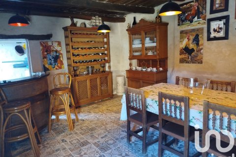 Villa in Pajares De Los Oteros, Leon, Spain 2 bedrooms, 260 sq.m. No. 185669