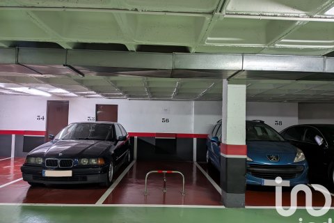 Autotallit myytävänä Torrejon de Ardoz, Madrid, Espanja , 11 m2 No. 185673 - kuva 3