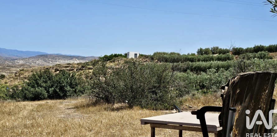Commercial property in Illar, Almeria, Spain No. 185671