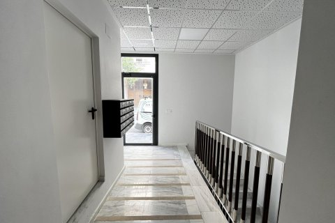 Apartament w Torrevieja, Alicante, Hiszpania 2 sypialnie, 82 mkw. nr 194253 – zdjęcie 24