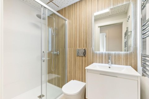 Apartament w Torrevieja, Alicante, Hiszpania 2 sypialnie, 82 mkw. nr 194253 – zdjęcie 19
