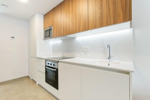 Apartament w Torrevieja, Alicante, Hiszpania 2 sypialnie, 82 mkw. nr 194253 – zdjęcie 16