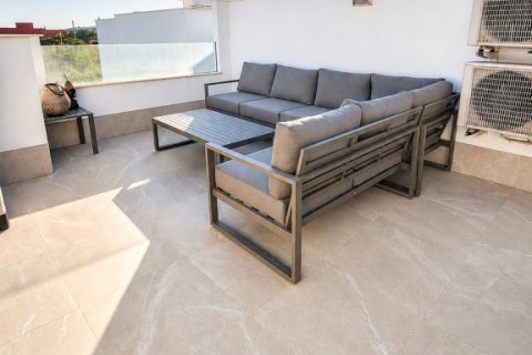 Kaupunkipientalo myytävänä San Pedro del Pinatar, Murcia, Espanja, 3 makuuhuonetta, 108 m2 No. 194251 - kuva 19
