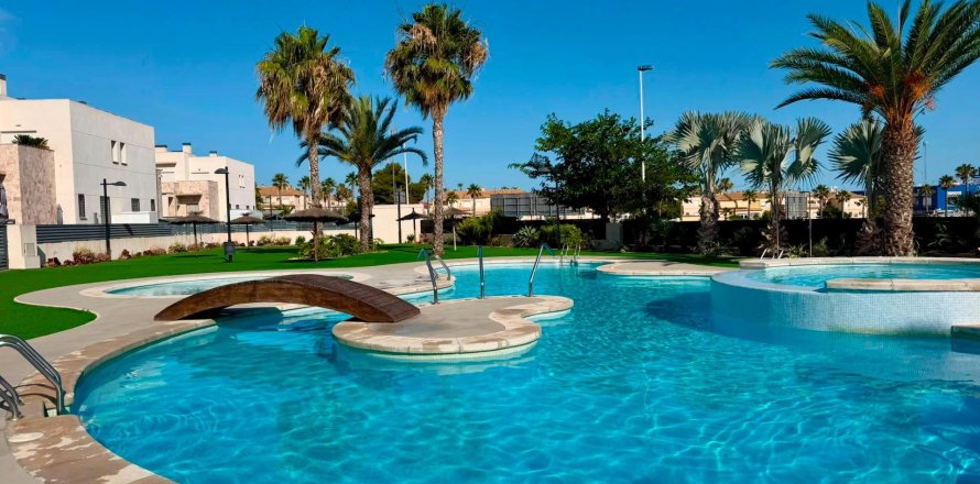 Apartament w Torrevieja, Alicante, Hiszpania 2 sypialnie, 81 mkw. nr 194252