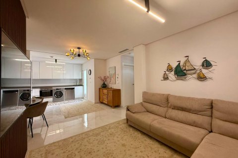 Apartament w Torrevieja, Alicante, Hiszpania 2 sypialnie, 81 mkw. nr 194252 – zdjęcie 26