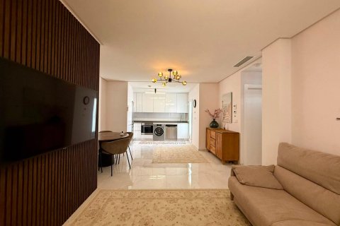 Apartament w Torrevieja, Alicante, Hiszpania 2 sypialnie, 81 mkw. nr 194252 – zdjęcie 28