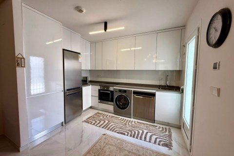 Apartament w Torrevieja, Alicante, Hiszpania 2 sypialnie, 81 mkw. nr 194252 – zdjęcie 13