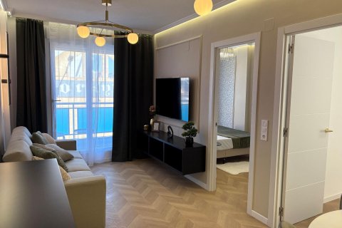 Apartament w Torrevieja, Alicante, Hiszpania 2 sypialnie, 50 mkw. nr 194254 – zdjęcie 3