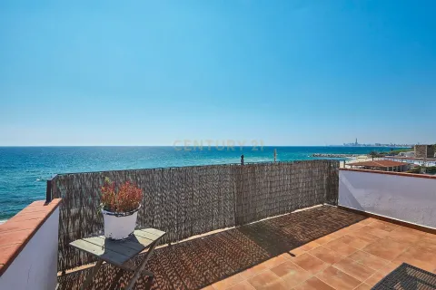 House zum Verkauf in Montgat, Barcelona, Spanien 6 Schlafzimmer, 161 m2 Nr. 166904 - Foto 2