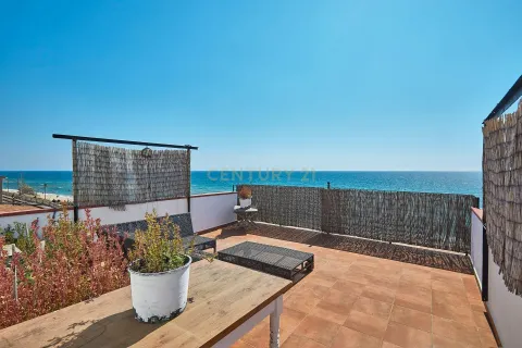 House in Montgat, Barcelona, Spanien 6 Schlafzimmer, 161 m2 Nr. 166904