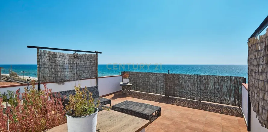 House in Montgat, Barcelona, Spanien 6 Schlafzimmer, 161 m2 Nr. 166904